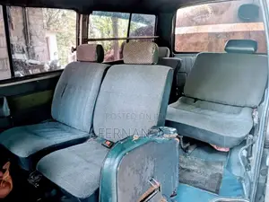 Toyota Shell 1983 Van (Used)