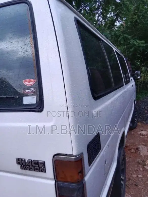 Toyota HIACE Shell 1988 Van (Used)