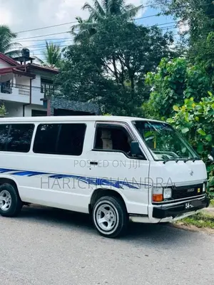 Toyota HIACE 1988 Van (Used)