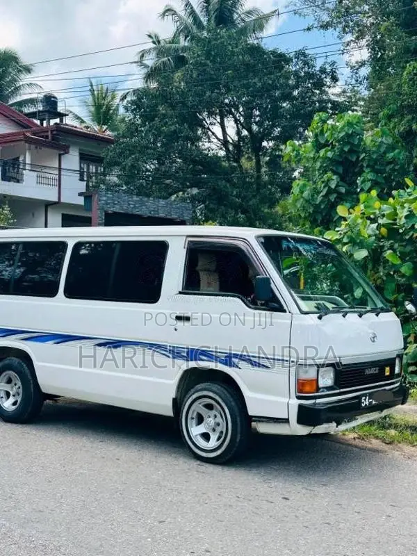 Toyota HIACE 1988 Van (Used)