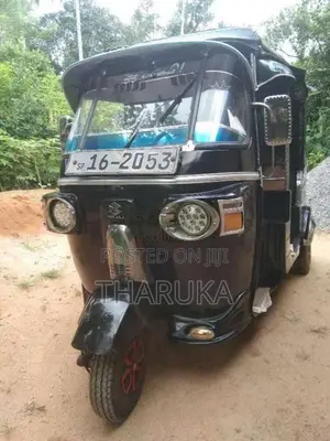 Bajaj Re 1990 Three Wheel (Used)