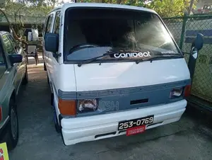 Nissan Vent 1994 Van (Used)