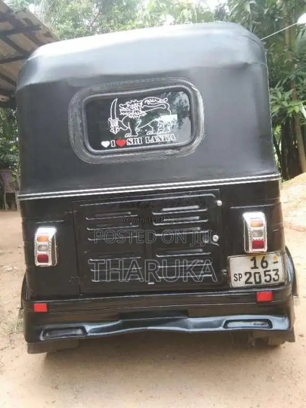 Bajaj Re 1990 Three Wheel (Used)