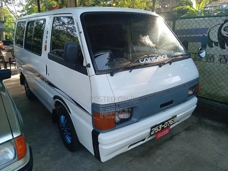 Nissan Vent 1994 Van (Used)