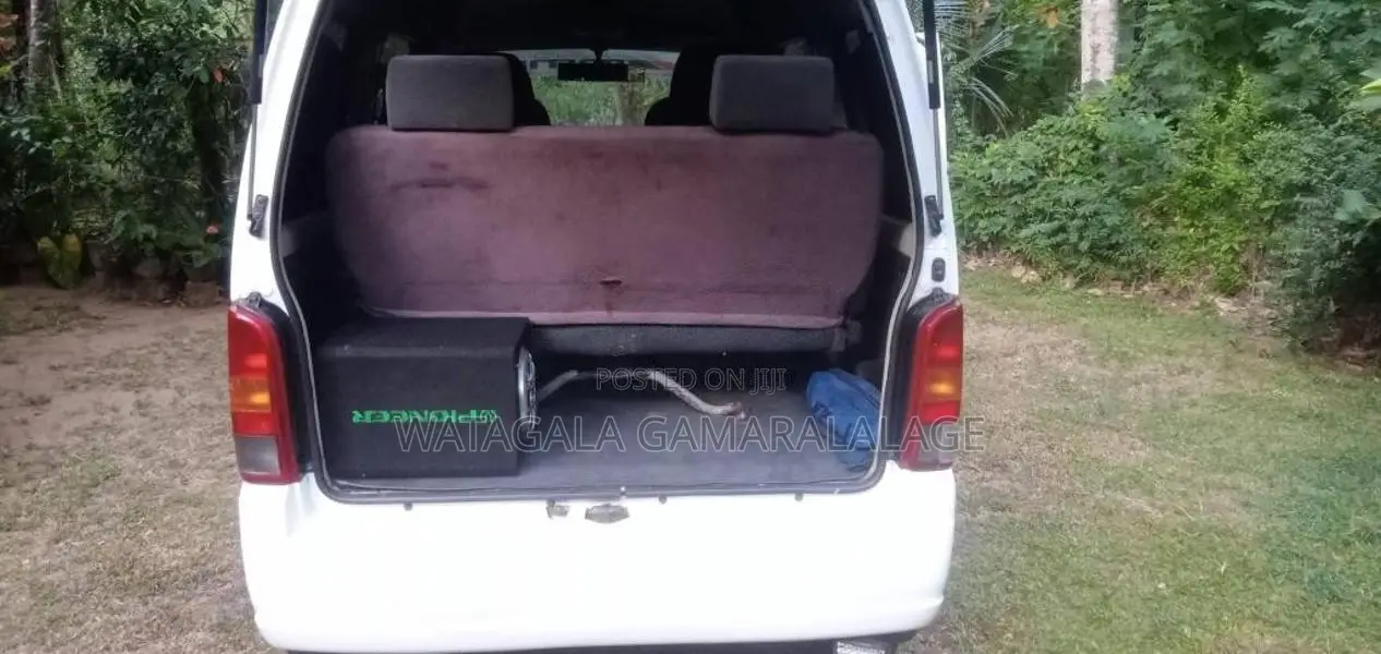 Mazda Scrum 2011 Van (Used)