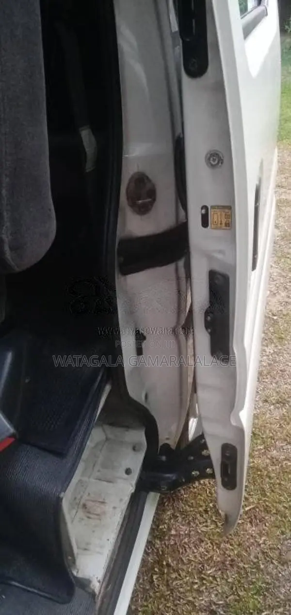 Mazda Scrum 2011 Van (Used)