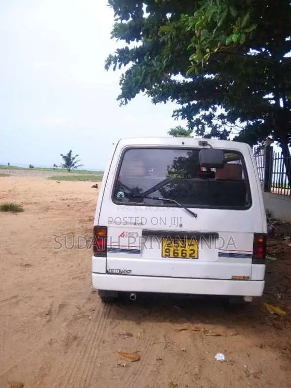 Nissan Vanette 1995 Van (Used)
