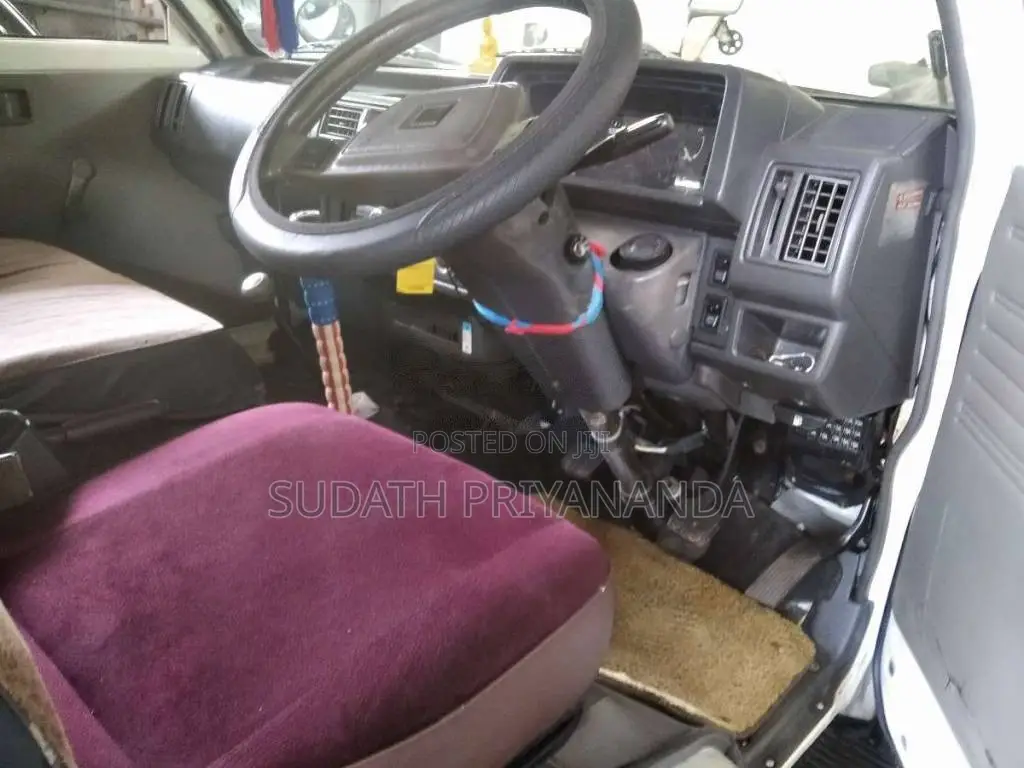 Nissan Vanette 1995 Van (Used)