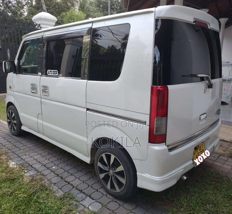 Suzuki Every Wagon DA64 2012 Van (Used)