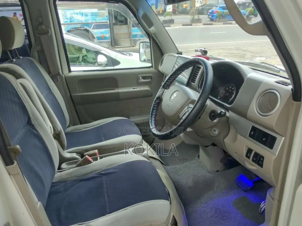 Suzuki Every Wagon DA64 2012 Van (Used)