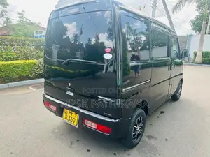 Mitsubishi MiniCab 2015 Van (Used)