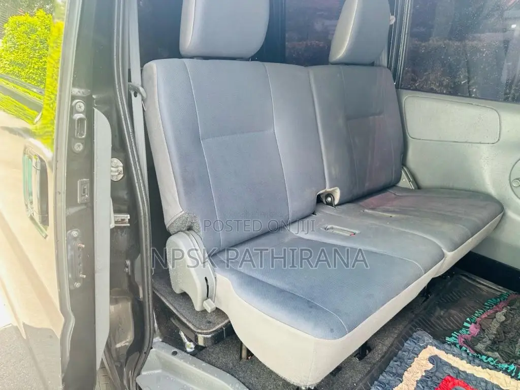 Mitsubishi MiniCab 2015 Van (Used)