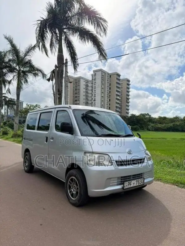 Toyota TownAce 2008 Van (Used)
