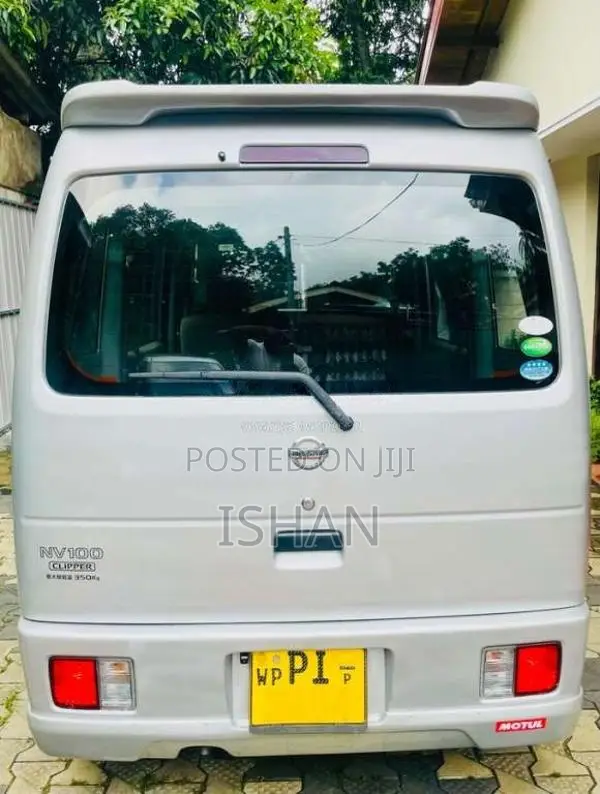 Nissan Clipper 2015 Van (Used)