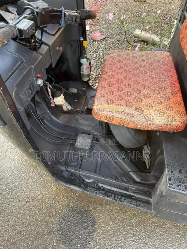 Bajaj RE 2011 Three Wheel (Used)