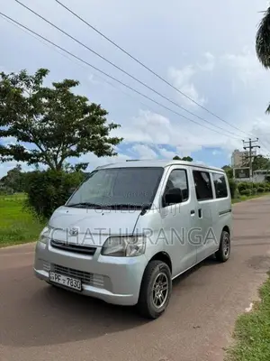 Toyota TownAce 2008 Van (Used)