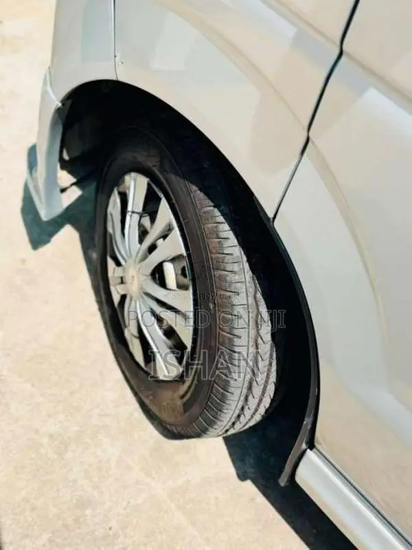 Nissan Clipper 2015 Van (Used)