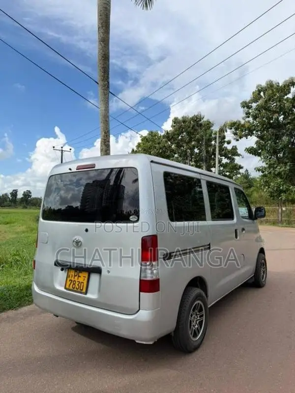 Toyota TownAce 2008 Van (Used)