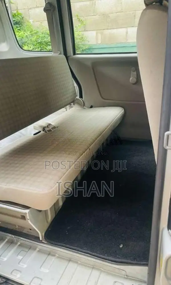 Nissan Clipper 2015 Van (Used)