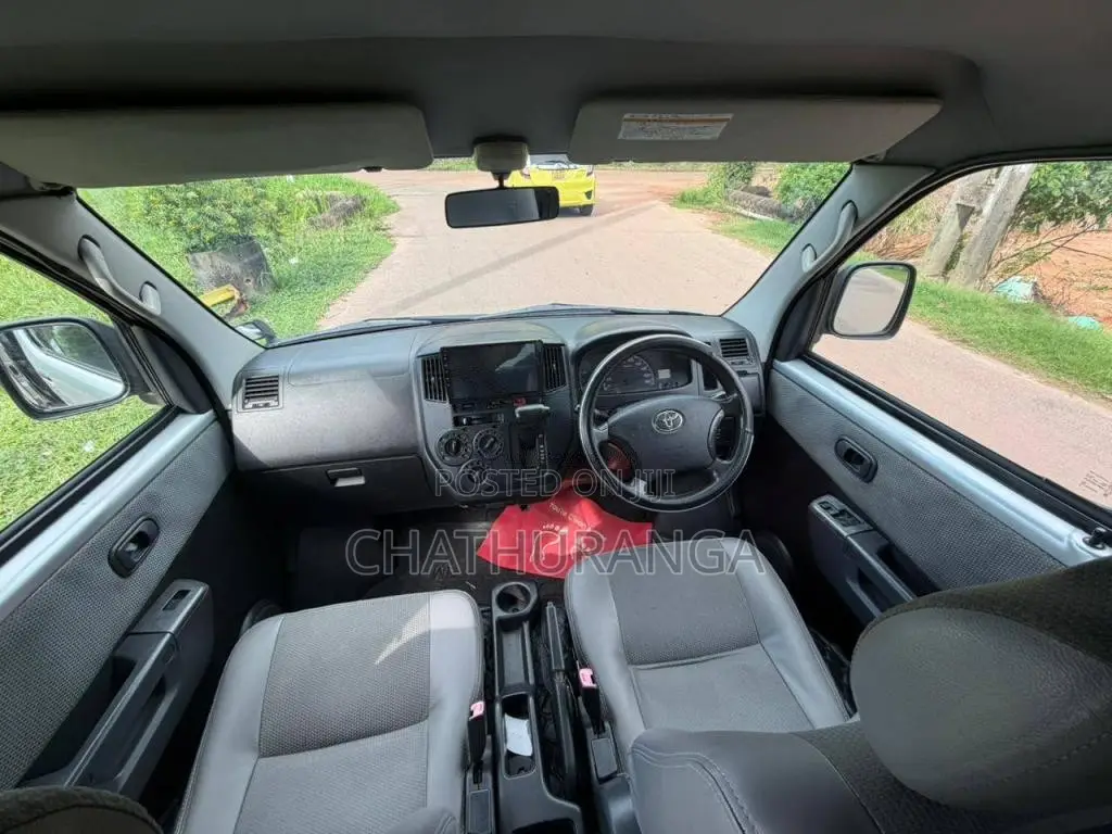 Toyota TownAce 2008 Van (Used)
