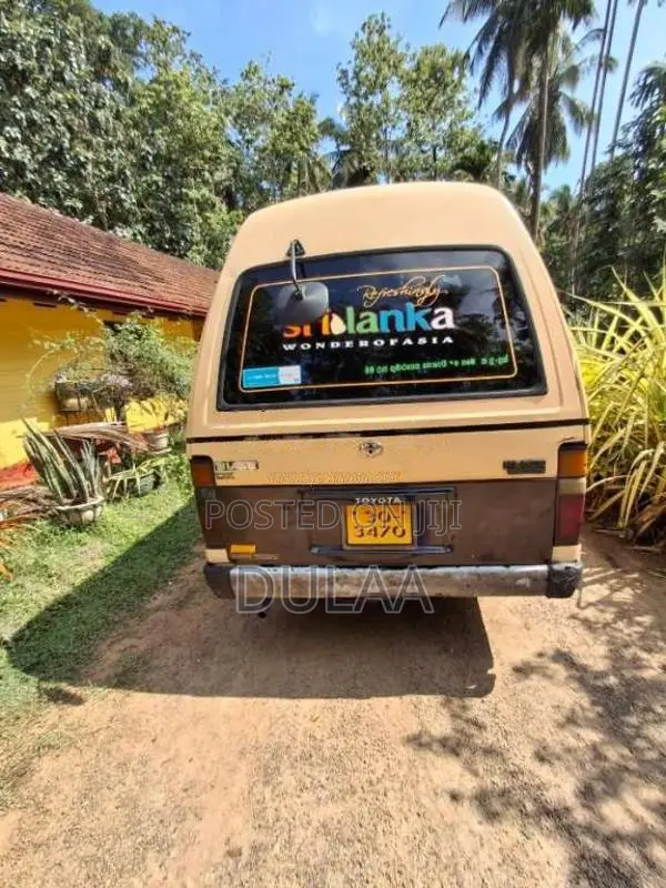 Toyota Shell 1983 Van (Used)