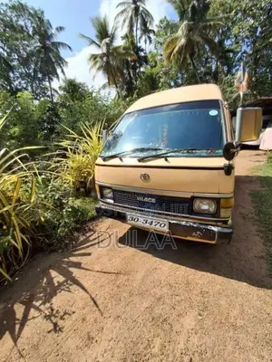 Toyota Shell 1983 Van (Used)