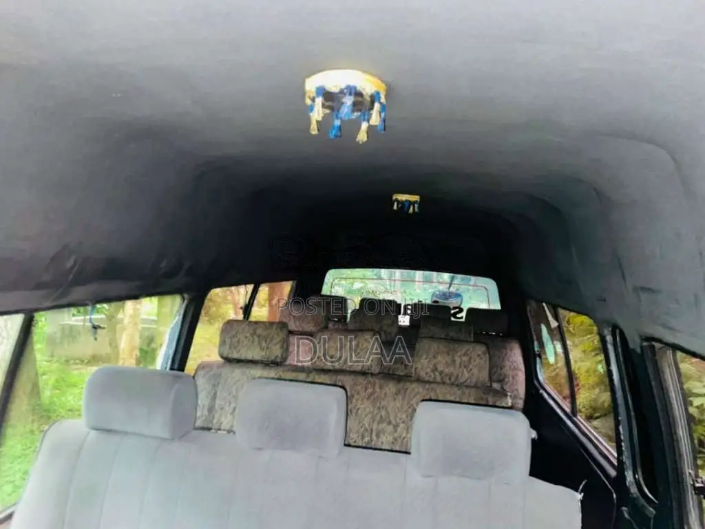Toyota Shell 1983 Van (Used)