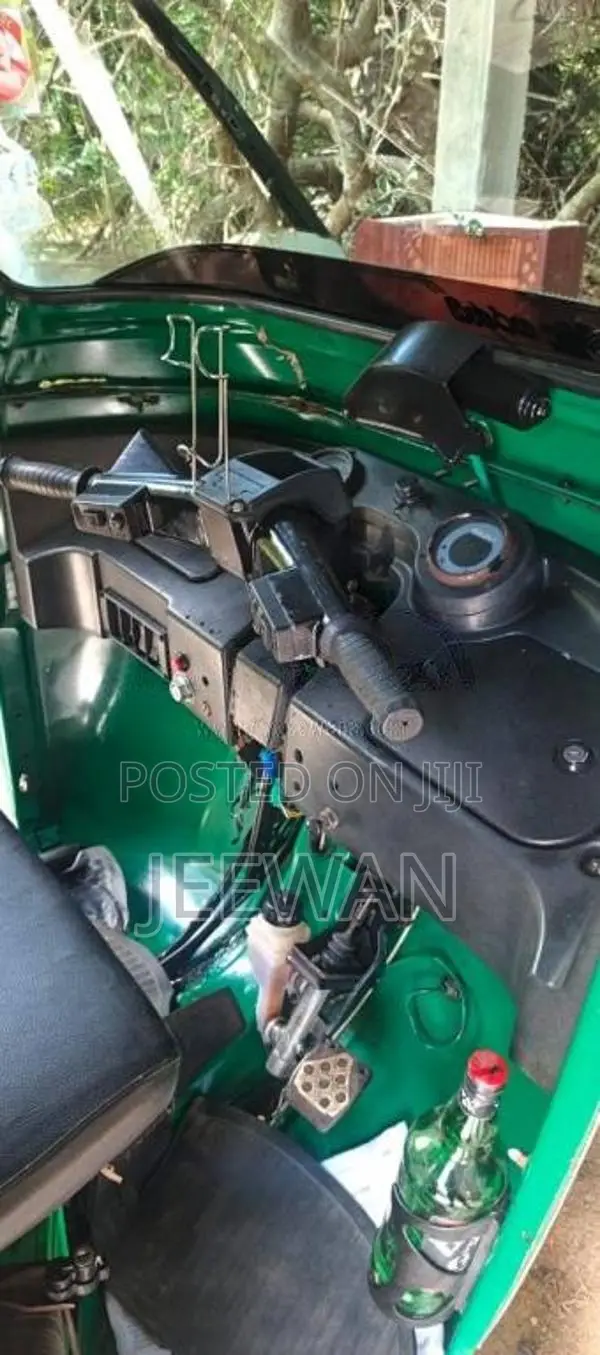 Bajaj RE 4 Stroke 2012 Three Wheel (Used)