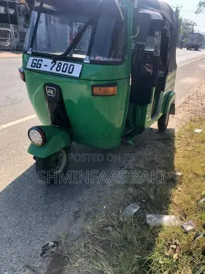 Bajaj RE 2000 Three Wheel (Used)