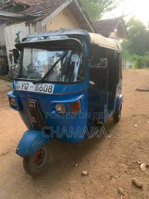 Bajaj 4 Stroke 2011 Three Wheel (Used)
