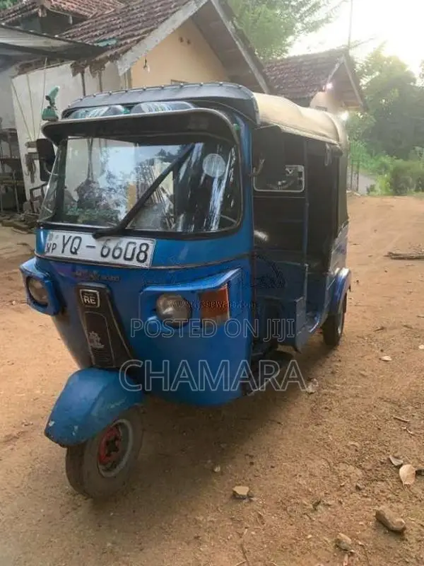 Bajaj 4 Stroke 2011 Three Wheel (Used)