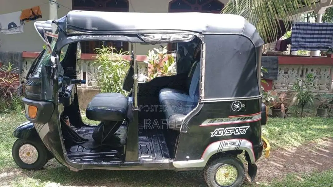 TVS King 2014 Three Wheel (Used)
