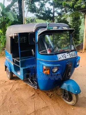 Bajaj 4 Stroke 2011 Three Wheel (Used)