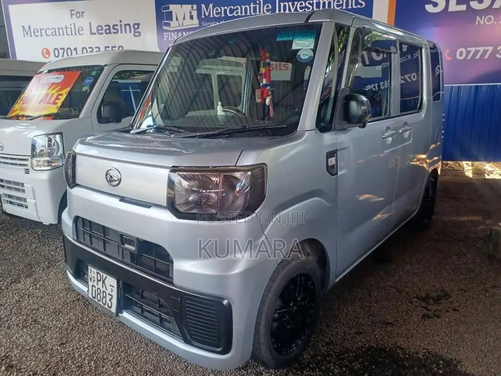 Daihatsu Hijet Caddie Safety 2016 Van (Used)
