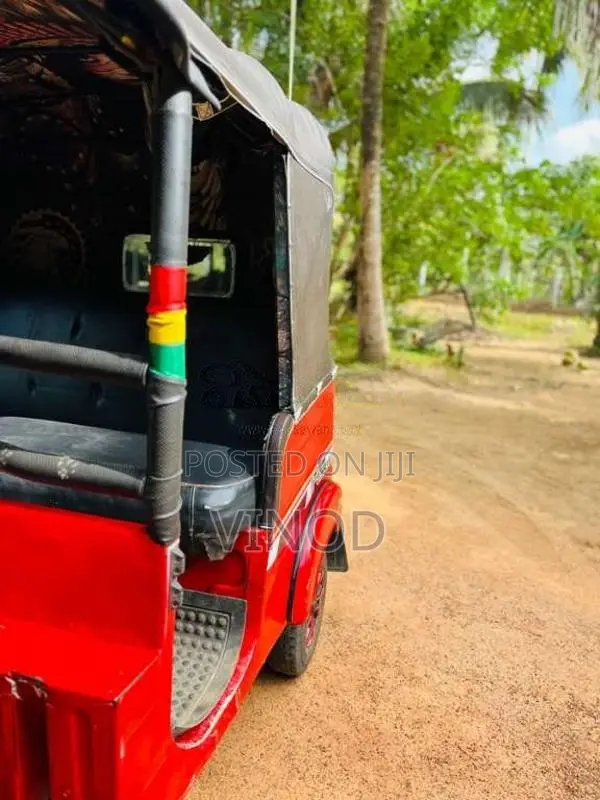 Bajaj RE 2 Stroke 2007 Three Wheel (Used)