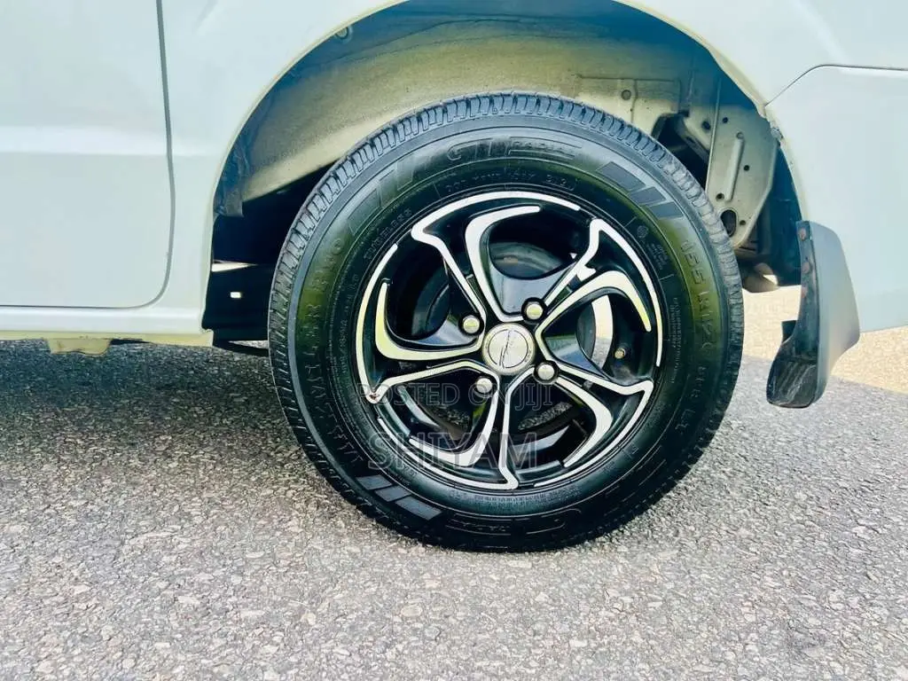 Nissan Clipper DR17v 2018 Van (Used)