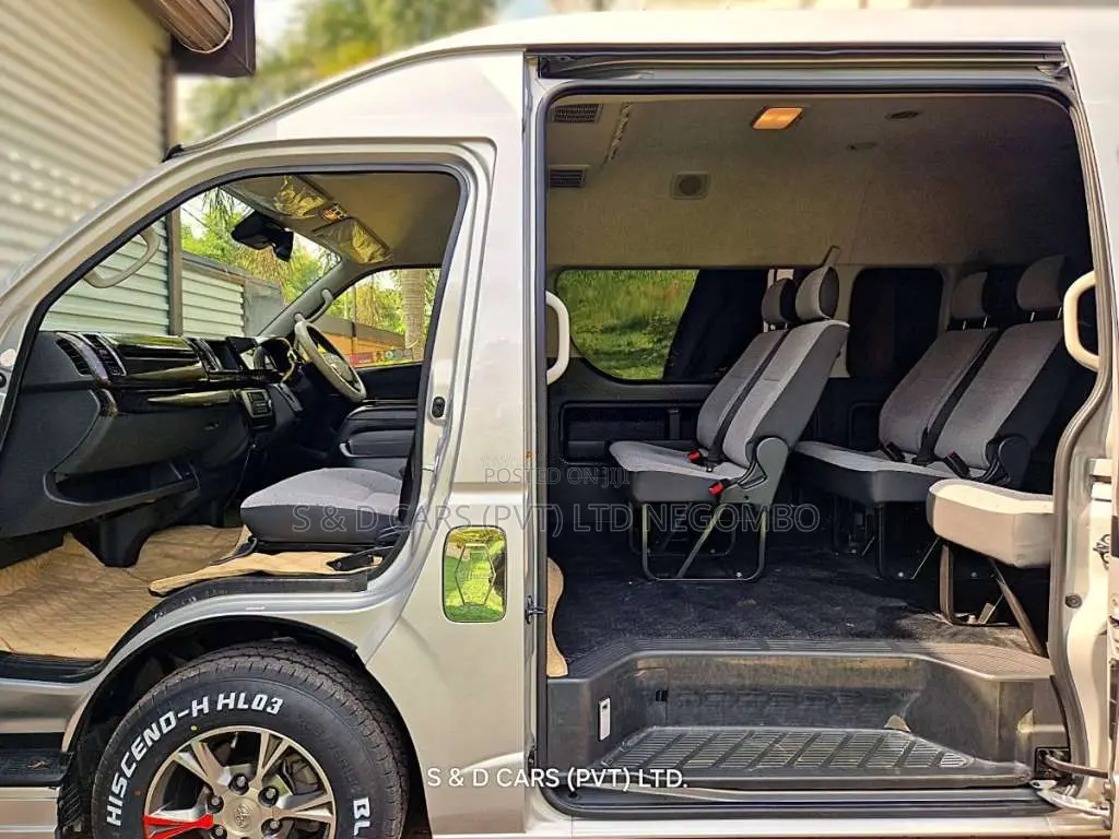 Toyota GDH 223 GL Japan 2024 Van (Used)