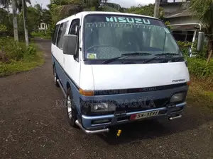 Isuzu Fargo 1992 Van (Used)