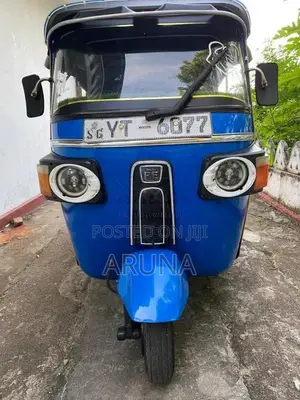 Bajaj RE 205 2012 Three Wheel (Used)