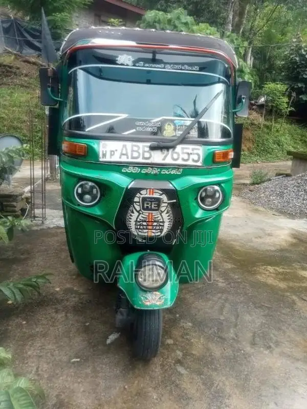 Bajaj 4 stroke 2015 Three Wheel (Used)