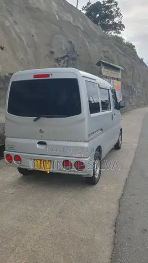 Nissan Clipper 2012 Van (Used)