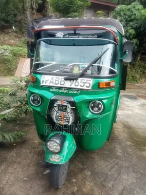 Bajaj 4 stroke 2015 Three Wheel (Used)