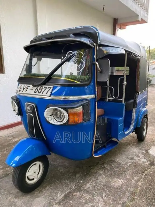 Bajaj RE 205 2012 Three Wheel (Used)