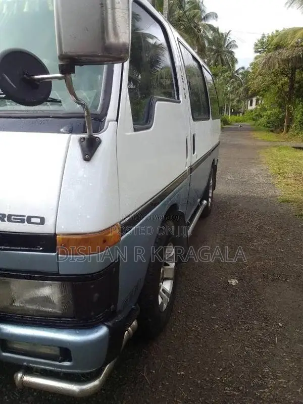 Isuzu Fargo 1992 Van (Used)