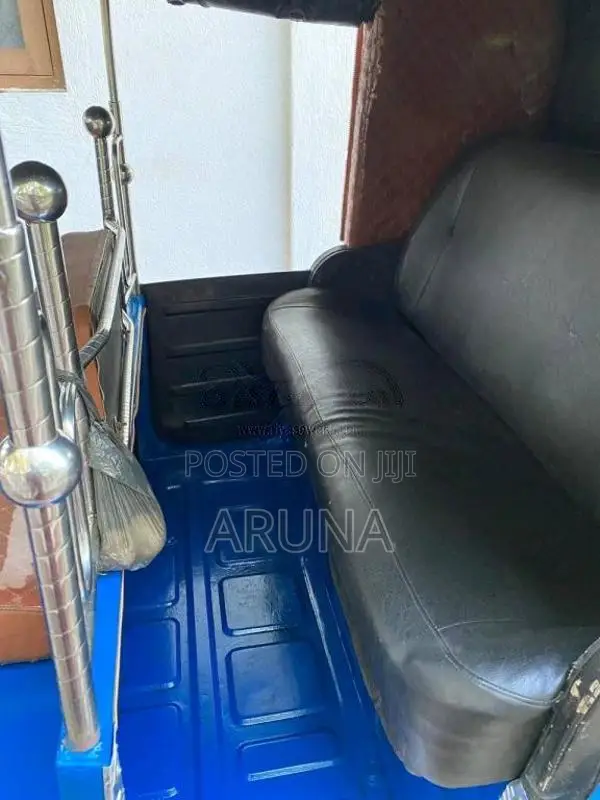 Bajaj RE 205 2012 Three Wheel (Used)