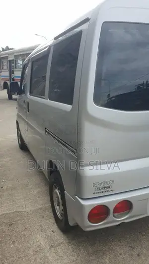 Nissan Clipper 2012 Van (Used)