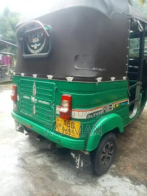 Bajaj 4 stroke 2015 Three Wheel (Used)