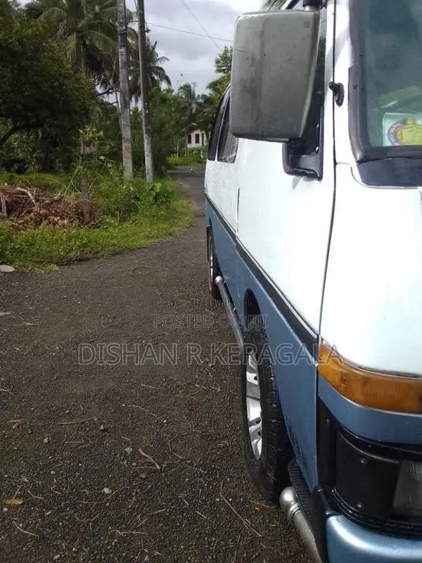 Isuzu Fargo 1992 Van (Used)