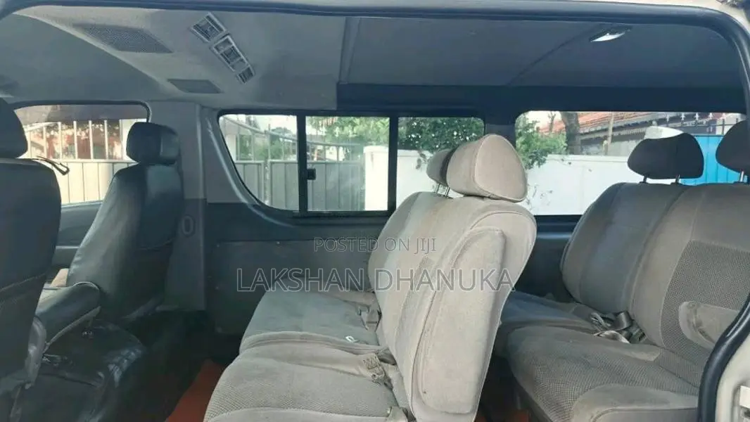 Toyota KDH 200 2005 Van (Used)