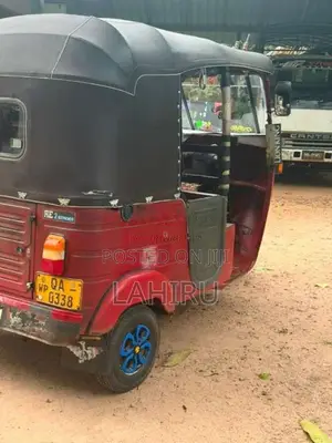Bajaj 2 Stroke 2005 Three Wheel (Used)